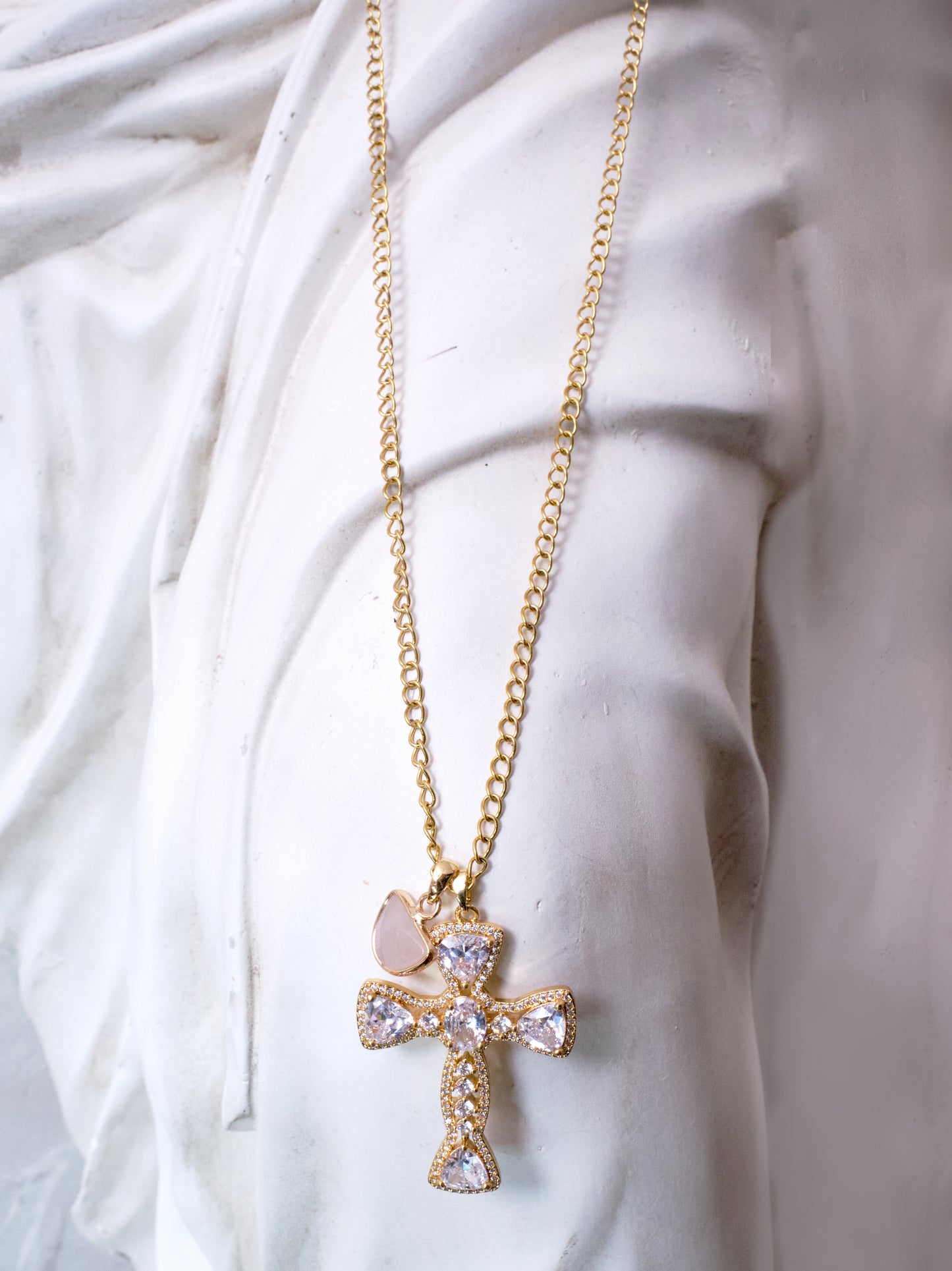 QUEEN OF HEARTS Rose Quartz Alexandra Cross Necklace