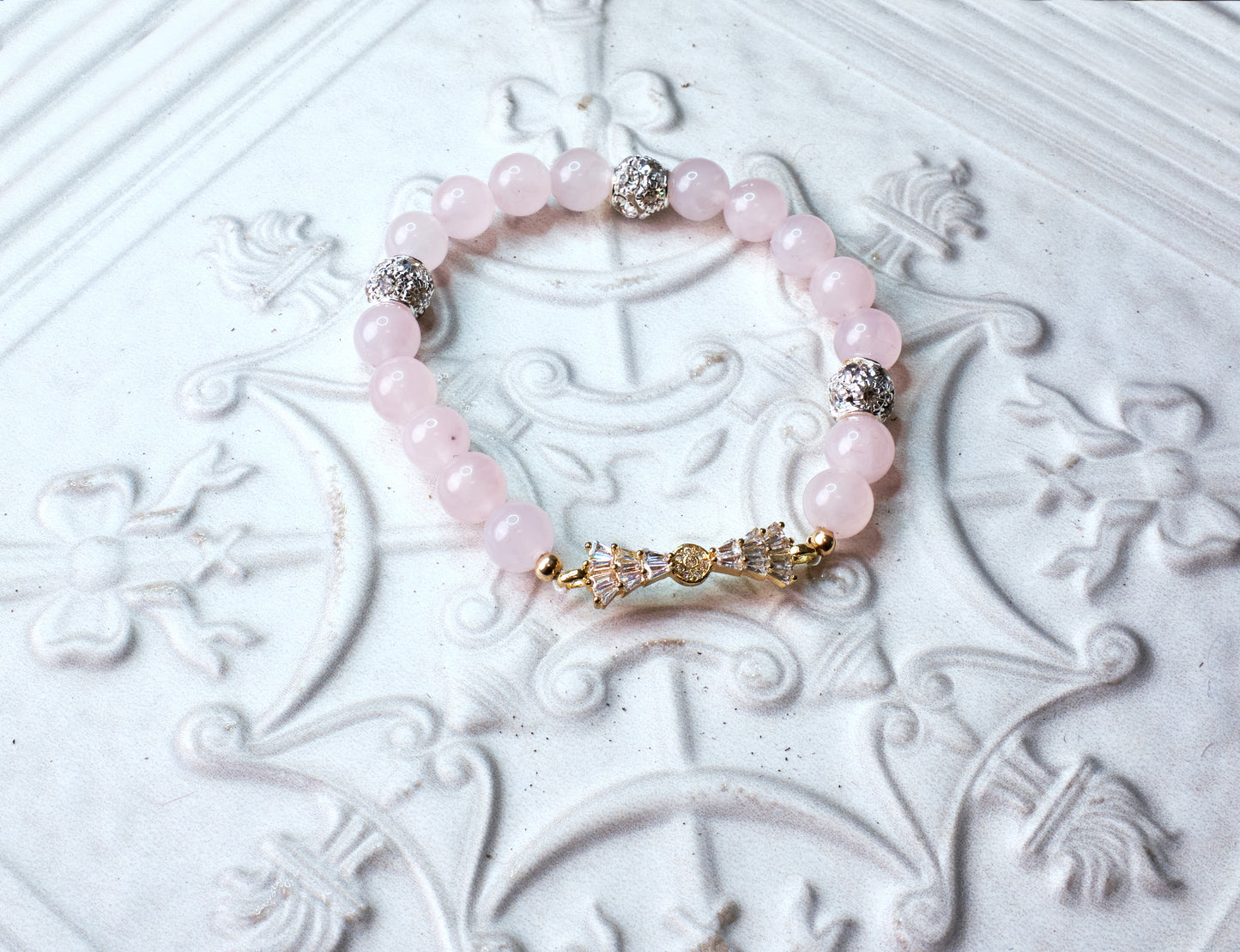 QUEEN OF HEARTS Rose Quartz Bow Bracelet