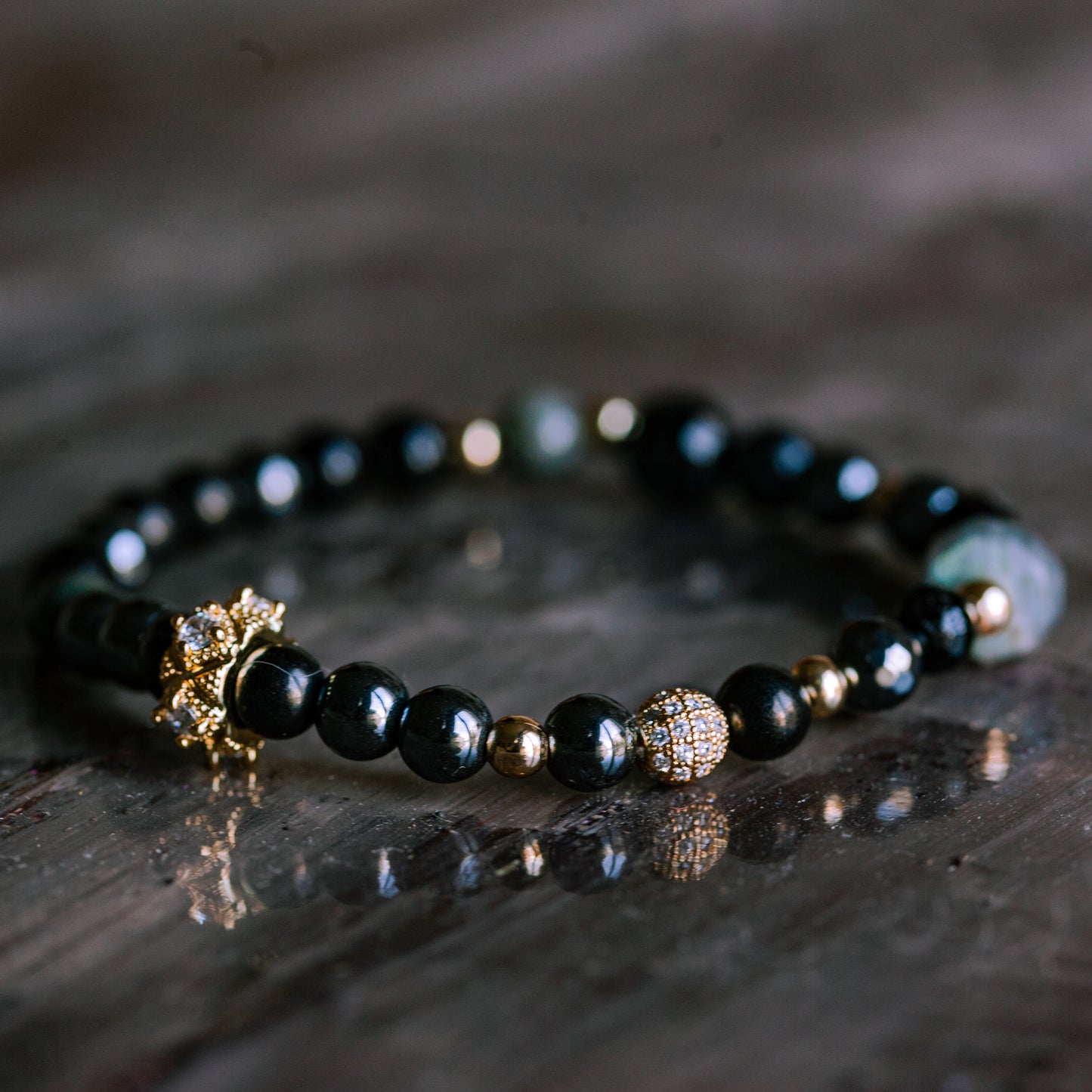 MAGIC AND PROTECTION Grey Hawk Eye, Labradorite, Black Tourmaline, Shungite, Jet, Black Obsidian and Hematite Bracelet