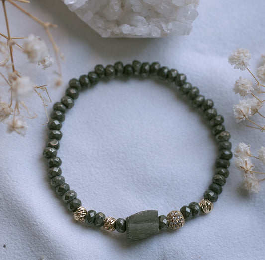 INFINITE ABUNDANCE Pyrite Bracelet