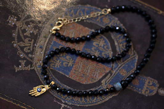 MAGIC & PROTECTION Black Tourmaline and Labradorite Hamsa Necklace